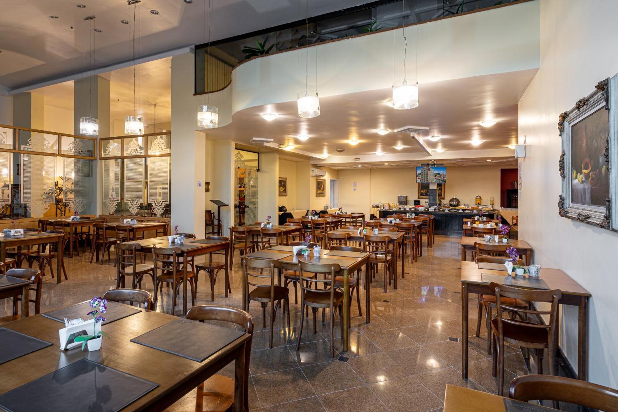 Carlton Plaza Sao Jose Dos Campos Hotel Exterior photo
