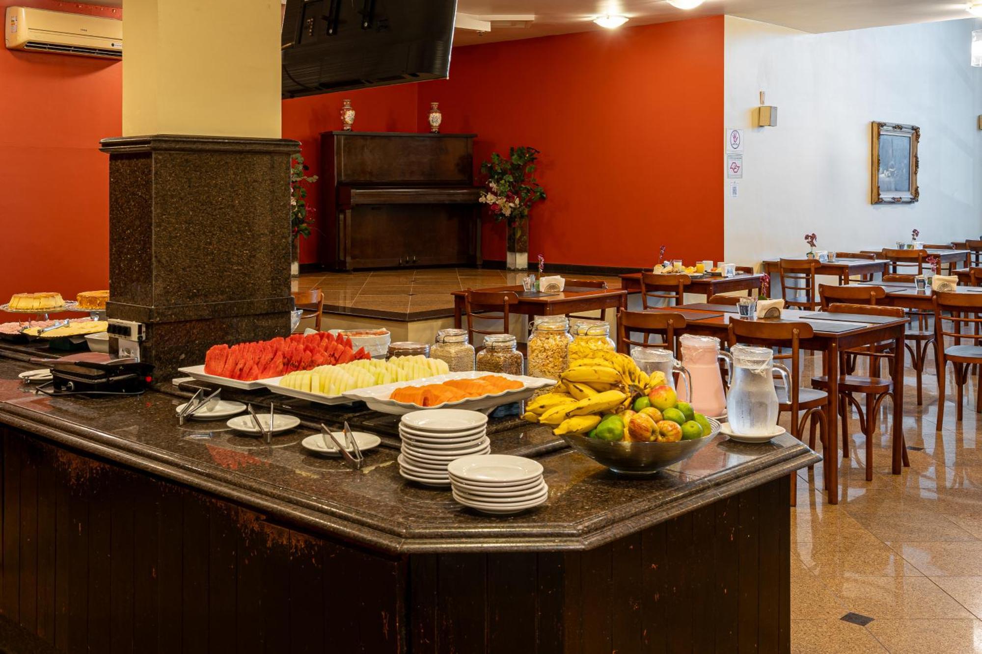 Carlton Plaza Sao Jose Dos Campos Hotel Exterior photo